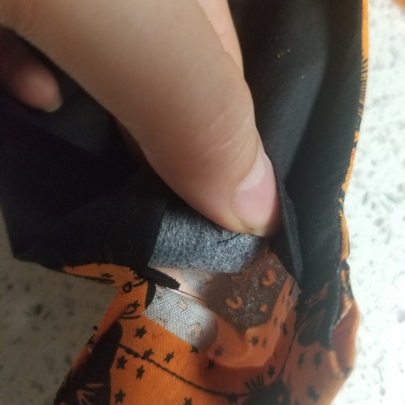 Halloween Cat fabric mask with wire and pocket - Picture 6 of 7